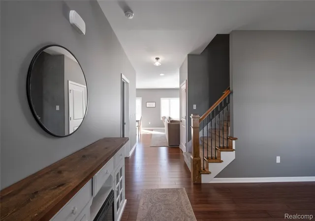 Photo 4 of Single family home for sale at 358 Otter Run Rd, Holly, MI 48442 | MLS# 20261086920 | Listing updated on 2026-10-30