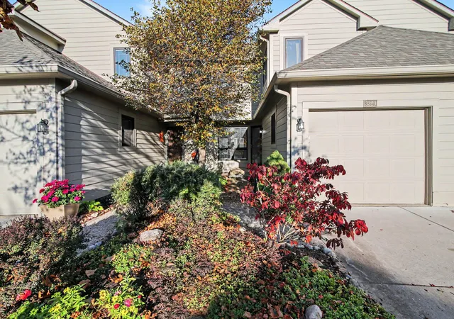 Listing Photo 1 - Condo for sale in building located at 3320 Breckland Ct, Ann Arbor, MI 48108 - Unit #85