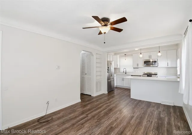 Photo 3 of Single family home for sale at 1973 Pilgrim St, Ferndale, MI 48220 | MLS# 20261086978 | Listing updated on 2026-10-30