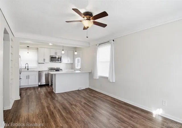 Photo 4 of Single family home for sale at 1973 Pilgrim St, Ferndale, MI 48220 | MLS# 20261086978 | Listing updated on 2026-10-30
