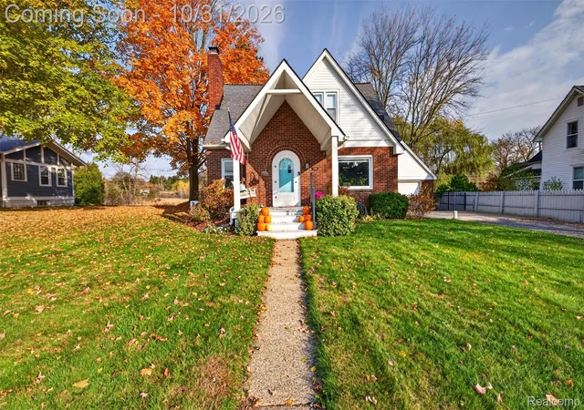Photo 4 of Single family home for sale at 128 N Church St, Ortonville, MI 48462 | MLS# 20261087025 | Listing updated on 2026-10-31