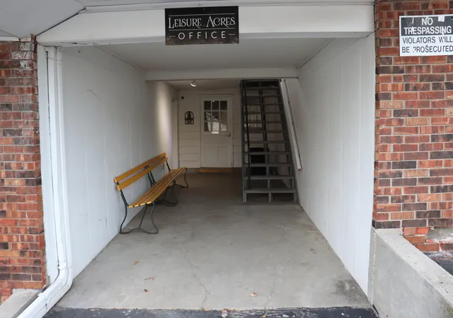 Listing Photo 3 - Condo for sale in building located at 2161 SW Clyde Park Ave, Wyoming, MI 49509 - Unit #65