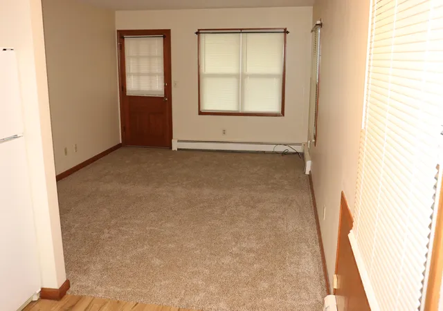 Listing Photo 5 - Condo for sale in building located at 2161 SW Clyde Park Ave, Wyoming, MI 49509 - Unit #65