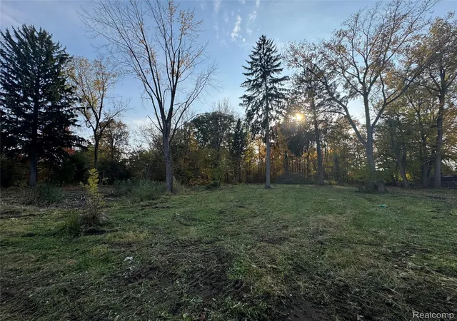 Photo 1 of Land for sale at 24960 Crocker Blvd, Harrison Township, MI 48045 | MLS# 20261087110 | Listing updated on 2026-10-29