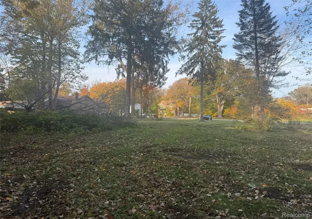 Photo 4 of Land for sale at 24960 Crocker Blvd, Harrison Township, MI 48045 | MLS# 20261087110 | Listing updated on 2026-10-29