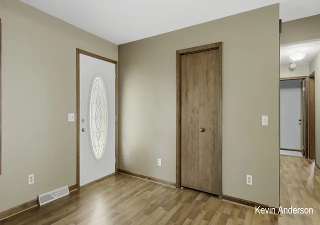 Photo 4 of Single family home for sale at 11330 Wabasis Ave NE, Rockford, MI 49341 | MLS# 65026057203 | Listing updated on 2026-10-28
