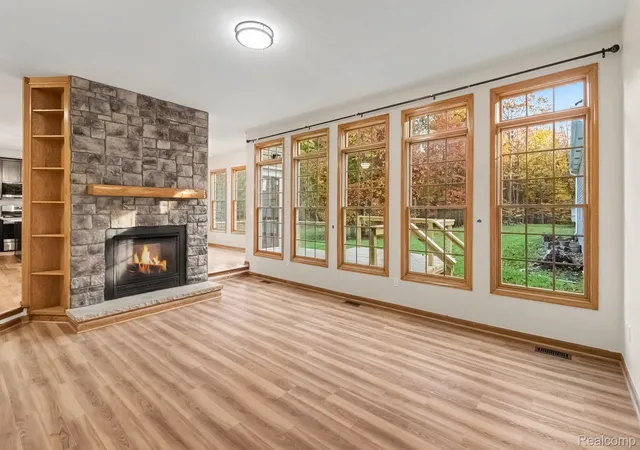 Photo 3 of Single family home for sale at 4112 Oakwood Rd, Ortonville, MI 48462 | MLS# 20261087206 | Listing updated on 2026-10-30