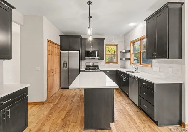Photo 4 of Single family home for sale at 4112 Oakwood Rd, Ortonville, MI 48462 | MLS# 20261087206 | Listing updated on 2026-10-30