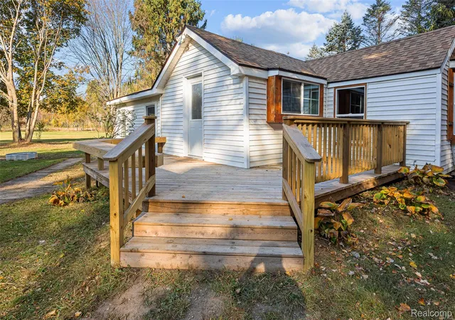 Photo 3 of Single family home for sale at 11200 Leeke Rd, Grass Lake, MI 49240 | MLS# 20261087241 | Listing updated on 2026-10-29