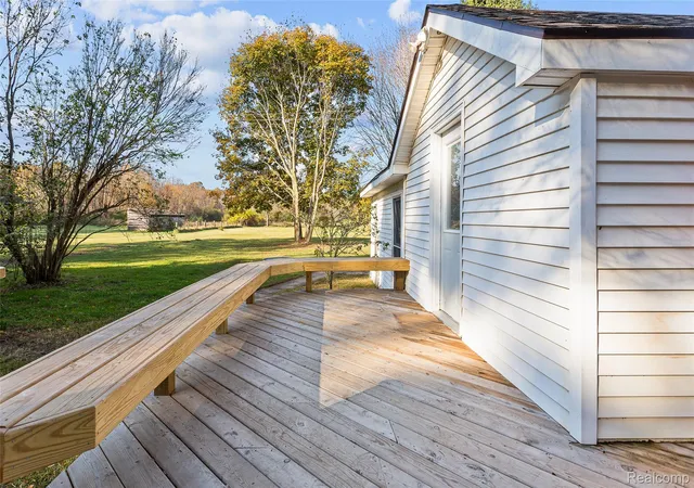 Photo 4 of Single family home for sale at 11200 Leeke Rd, Grass Lake, MI 49240 | MLS# 20261087241 | Listing updated on 2026-10-29