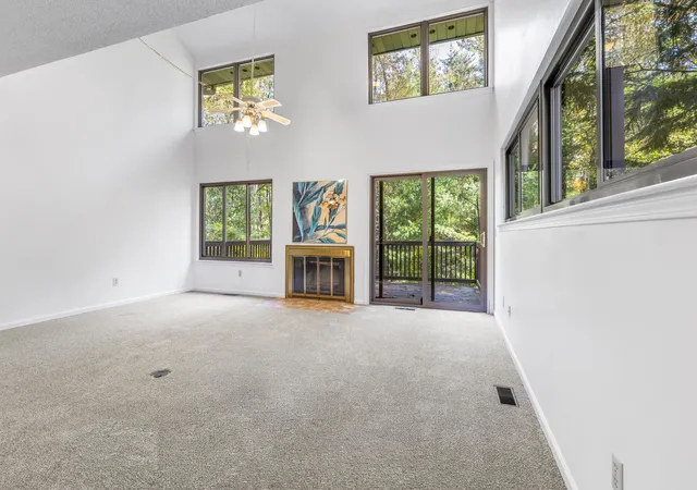 Photo 3 of Condo for sale at 730 Charlemagne Blvd, Battle Creek, MI 49017 | MLS# 64026057275 | Listing updated on 2026-10-28