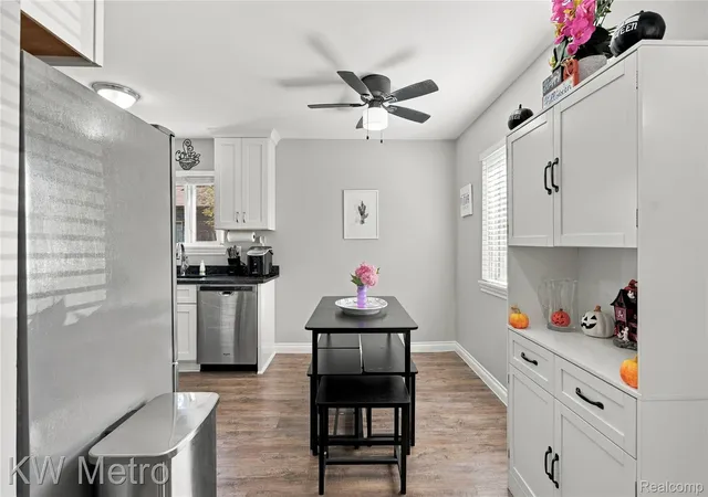 Photo 3 of Single family home for sale at 24795 Trombley St, Harrison Township, MI 48045 | MLS# 20261087272 | Listing updated on 2026-10-29