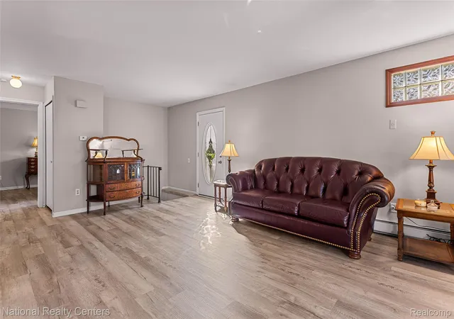 Listing Photo 4 - Condo for sale in building located at 12237 Cambridge, South Lyon, MI 48178 - Unit #1