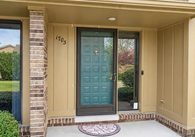 Photo 2 of Condo for sale at 1703 S Hill Blvd, Bloomfield Hills, MI 48304 | MLS# 20261087389 | Listing updated on 2026-10-30