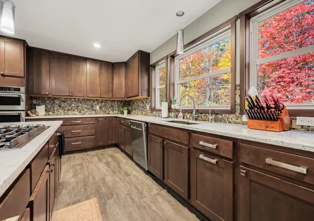 Photo 4 of Single family home for sale at 12170 Pleasant Pl Dr, Ravenna, MI 49451 | MLS# 65026057379 | Listing updated on 2026-10-29