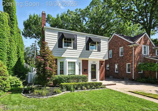Photo 2 of Single family home for sale at 32210 W Chicago St, Livonia, MI 48150 | MLS# 20261087427 | Listing updated on 2026-10-30