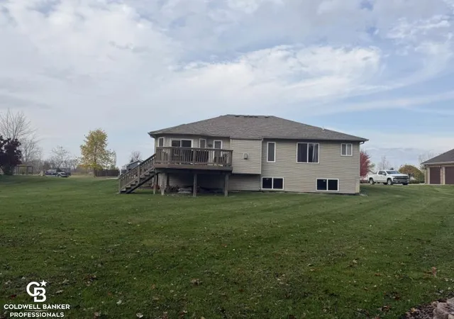 Photo 1 of Single family home for sale at 253 S Deer Park Rd, Capac, MI 48014 | MLS# 58050226218 | Listing updated on 2026-10-28