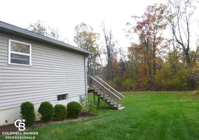 Photo 2 of Single family home for sale at 253 S Deer Park Rd, Capac, MI 48014 | MLS# 58050226218 | Listing updated on 2026-10-28