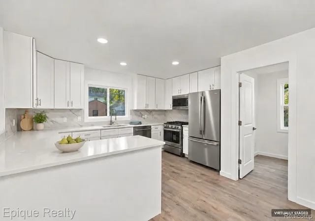Photo 3 of Single family home for sale at 27796 Moran St, Harrison Township, MI 48045 | MLS# 20261087432 | Listing updated on 2026-10-29