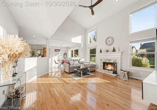 Photo 4 of Single family home for sale at 3627 Sunnyside Ct, Rochester, MI 48306 | MLS# 20261087448 | Listing updated on 2026-10-31