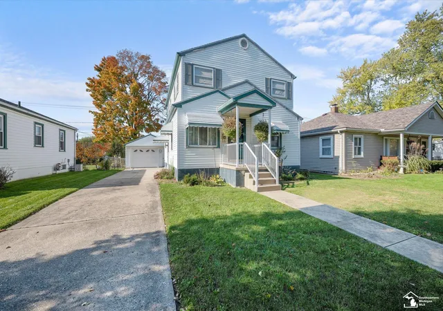 Photo 2 of Single family home for sale at 1203 Bentley Dr, Monroe, MI 48162 | MLS# 57050226241 | Listing updated on 2026-10-29