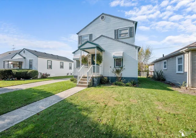 Photo 4 of Single family home for sale at 1203 Bentley Dr, Monroe, MI 48162 | MLS# 57050226241 | Listing updated on 2026-10-29