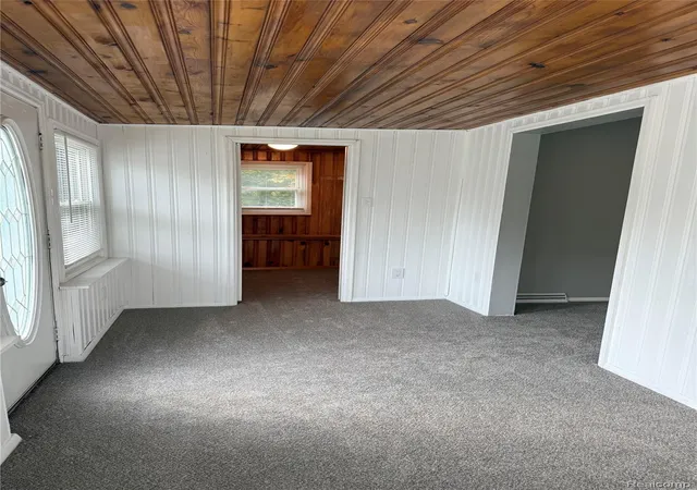 Photo 4 of Single family home for sale at 815 Bayfield St, Lake Orion, MI 48362 | MLS# 20261087512 | Listing updated on 2026-10-29