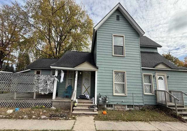 Photo 1 of Multi family home for sale at 630 W 8th Street, Traverse City, MI 49684 | MLS# 78080074959 | Listing updated on 2026-10-29