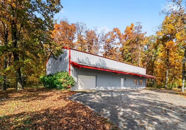 Photo 2 of Single family home for sale at 14900 Woodbridge Rd, Camden, MI 49232 | MLS# 81026057472 | Listing updated on 2026-10-29