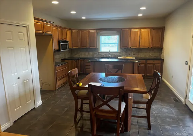 Photo 4 of Single family home for sale at 667 S Lake Pleasant Rd, Attica, MI 48412 | MLS# 20261087562 | Listing updated on 2026-10-29