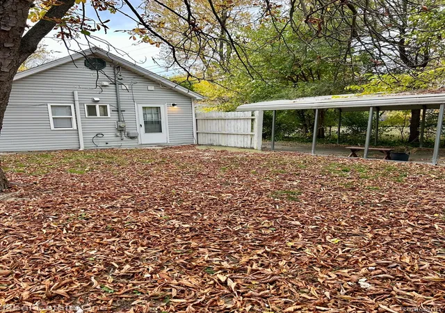 Photo 1 of Single family home for sale at 2853 Peerless Ave, Waterford, MI 48328 | MLS# 20261087575 | Listing updated on 2026-10-29