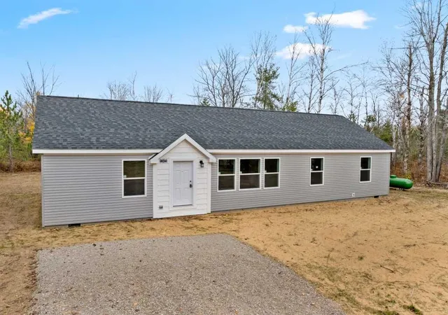 Photo 1 of Single family home for sale at 11273 Mancelona Rd, Mancelona, MI 49659 | MLS# 77080074960 | Listing updated on 2026-10-29