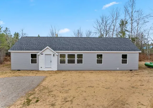 Photo 2 of Single family home for sale at 11273 Mancelona Rd, Mancelona, MI 49659 | MLS# 77080074960 | Listing updated on 2026-10-29