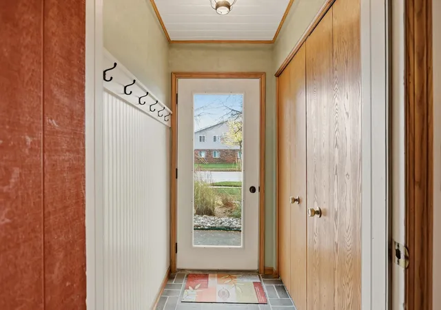 Photo 4 of Single family home for sale at 380 W Schleier St, Frankenmuth, MI 48734 | MLS# 61050226280 | Listing updated on 2026-10-29