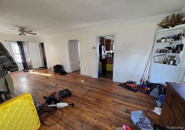 Photo 2 of Single family home for sale at 6570 Ziegler St, Taylor, MI 48180 | MLS# 20261087615 | Listing updated on 2026-10-29
