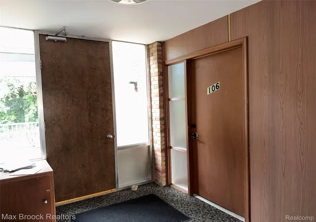 Photo 1 of Condo for sale at 4049 W Maple Rd, Bloomfield Hills, MI 48301 | MLS# 20261087649 | Listing updated on 2026-10-29