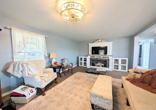 Photo 3 of Single family home for sale at 11015 Quail Run Ct, South Lyon, MI 48178 | MLS# 20261087648 | Listing updated on 2026-10-29