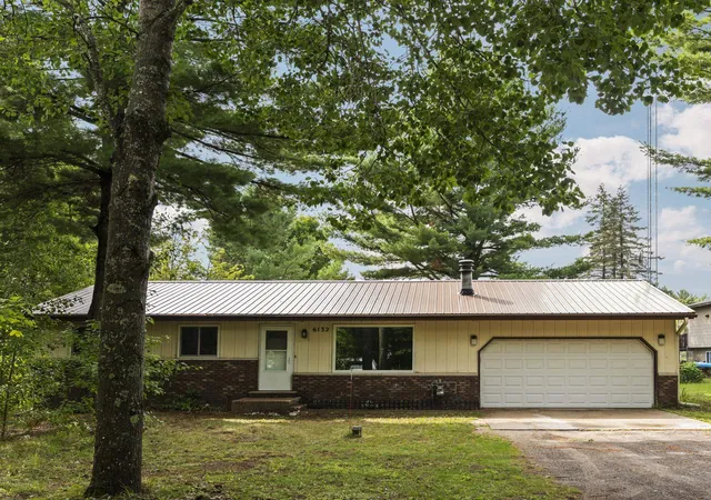 Photo 1 of Single family home for sale at 6132 N Reynolds Rd, Lake Ann, MI 49650 | MLS# 78080074969 | Listing updated on 2026-10-29
