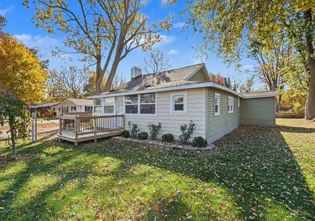 Photo 3 of Single family home for sale at 39 Spruce Ridge Rd, Bay City, MI 48706 | MLS# 61050226300 | Listing updated on 2026-10-29