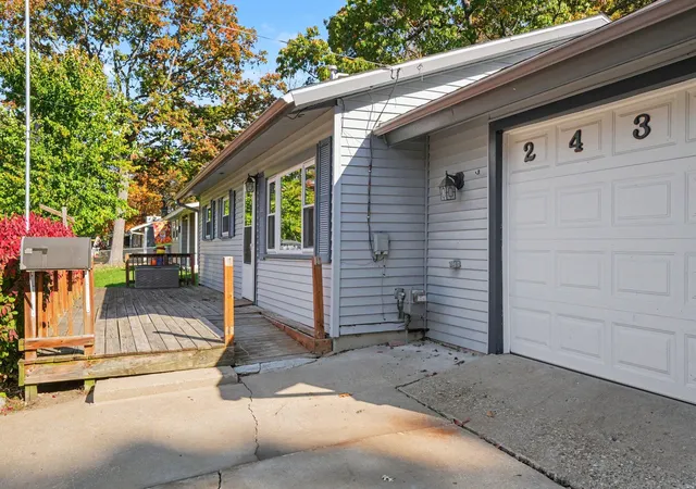 Photo 2 of Single family home for sale at 2436 Monterey Dr, Kalamazoo, MI 49004 | MLS# 66026057560 | Listing updated on 2026-10-29