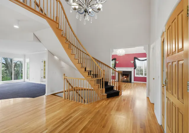 Photo 4 of Single family home for sale at 882 Andover Dr, Northville, MI 48167 | MLS# 81026057572 | Listing updated on 2026-10-30