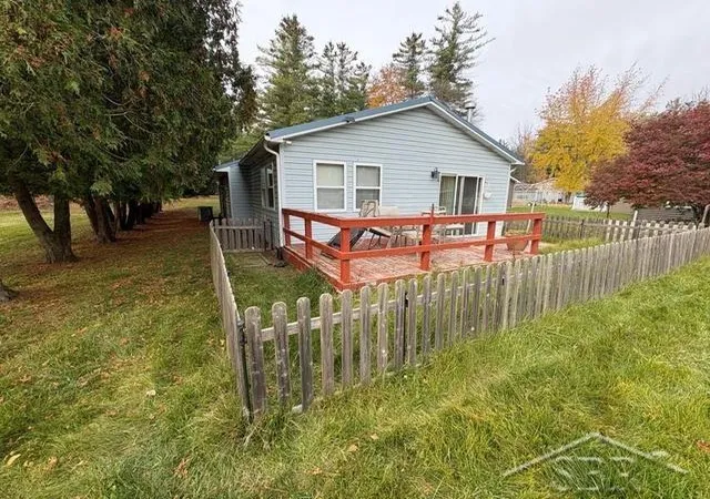 Photo 1 of Single family home for sale at 5155 Martin Rd, Beaverton, MI 48612 | MLS# 61050226305 | Listing updated on 2026-10-29