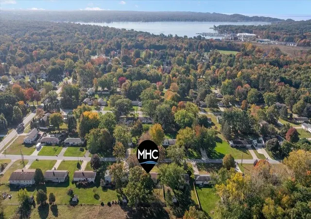 Photo 1 of Single family home for sale at 1687 Pinta Dr, Holland, MI 49424 | MLS# 71026057575 | Listing updated on 2026-10-29