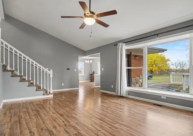 Photo 4 of Single family home for sale at 6252 Lennon Rd, Swartz Creek, MI 48473 | MLS# 61050226310 | Listing updated on 2026-10-29