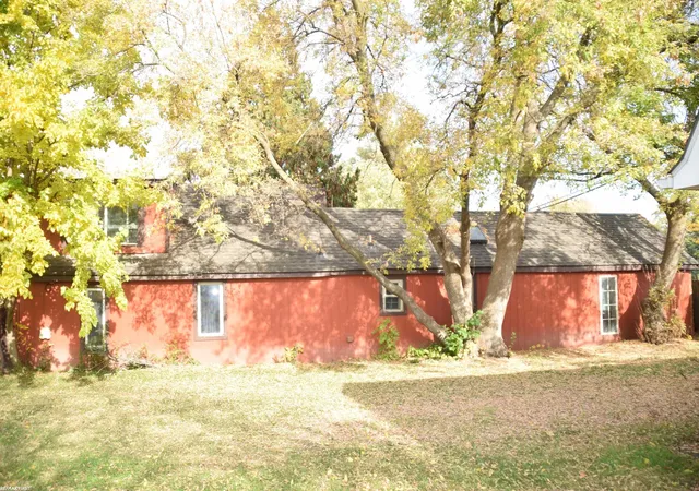 Photo 3 of Single family home for sale at 49520 Gratiot Ave, Chesterfield, MI 48051 | MLS# 58050226315 | Listing updated on 2026-10-30