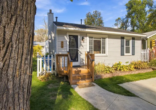 Photo 1 of Single family home for sale at 323 Harpham St, Commerce Charter Township Oakland, MI 48382 | MLS# 81026057660 | Listing updated on 2026-10-30
