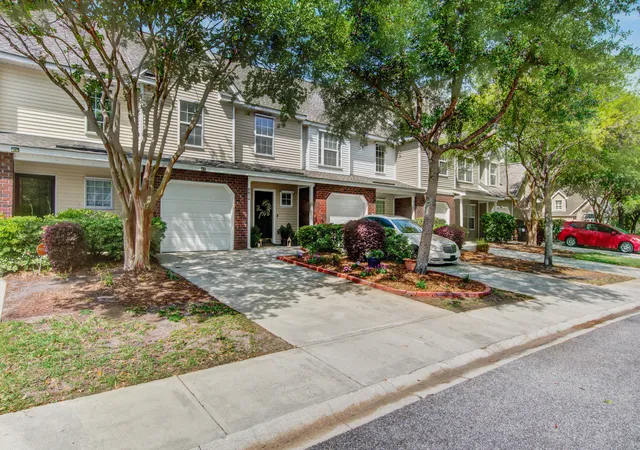 Photo 3 of Townhouse for sale at 8674 Grassy Oak Trl, North Charleston, SC 29420 | MLS# 26025315 | Listing updated on 2026-09-08