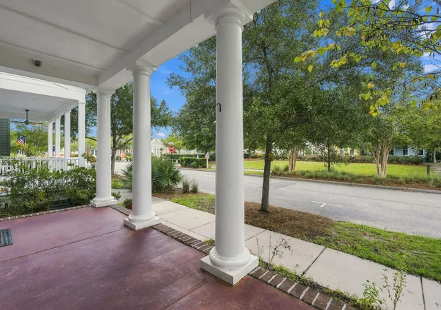 Photo 4 of Single family home for sale at 212 Bumble Way, Summerville, SC 29485 | MLS# 26026609 | Listing updated on 2026-10-01