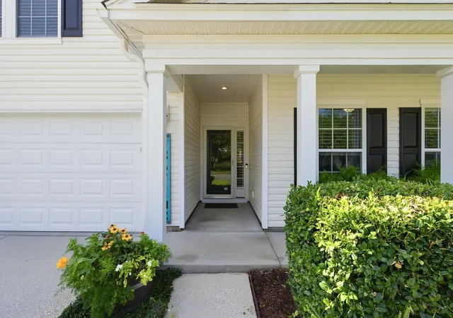Photo 3 of Single family home for sale at 5097 Timicuan Way, Summerville, SC 29485 | MLS# 26025274 | Listing updated on 2026-09-14