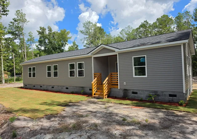 Single family home for sale at 311 King St, Walterboro, SC 29488 | MLS# 26025400